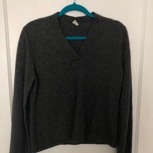 100% cashmere sweater